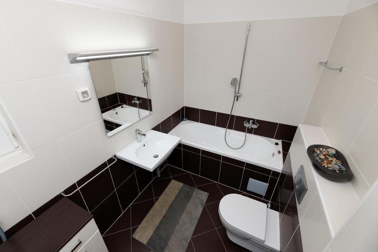 Luxury Apartment Sara Zara Esterno foto