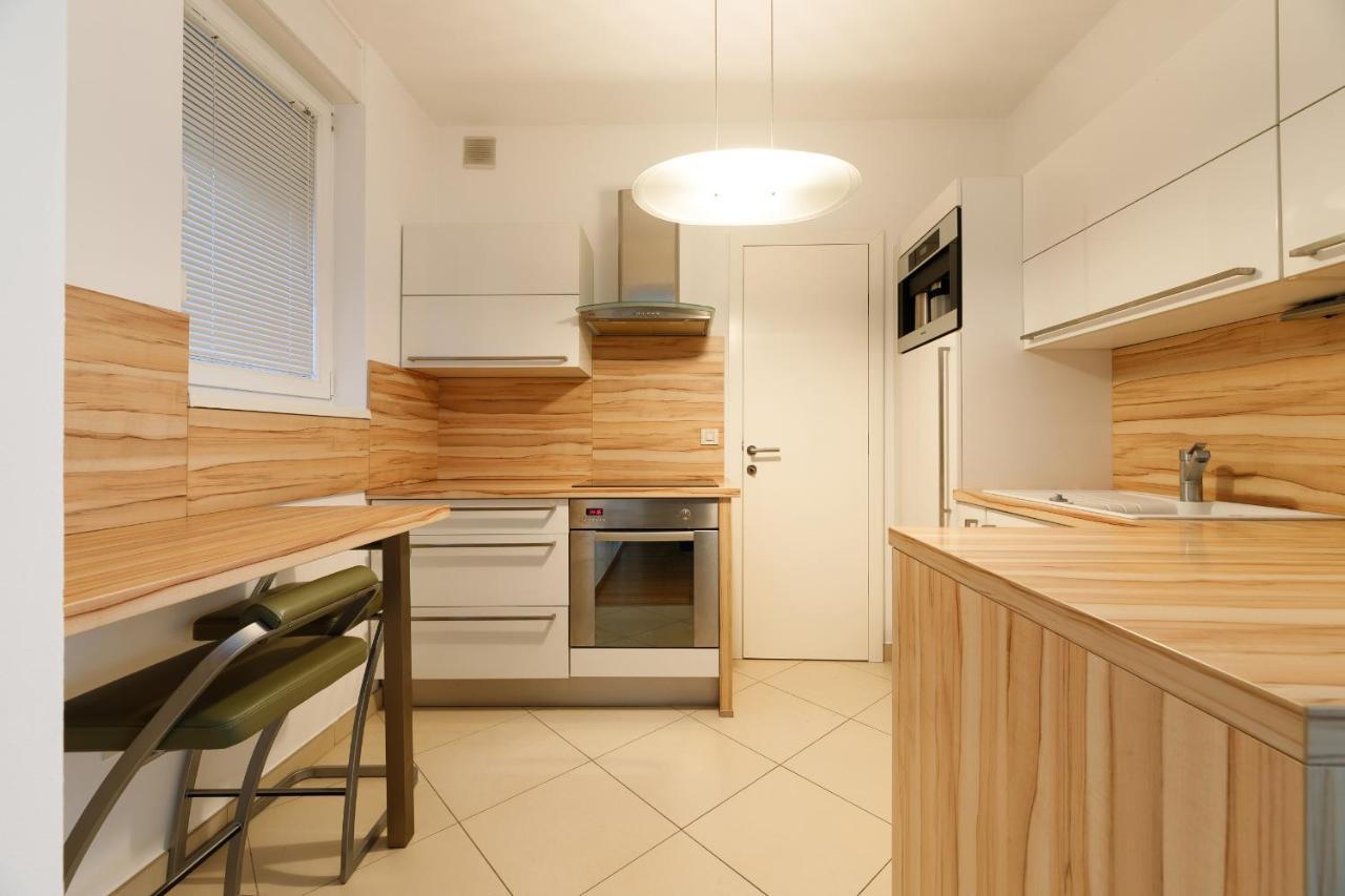 Luxury Apartment Sara Zara Esterno foto