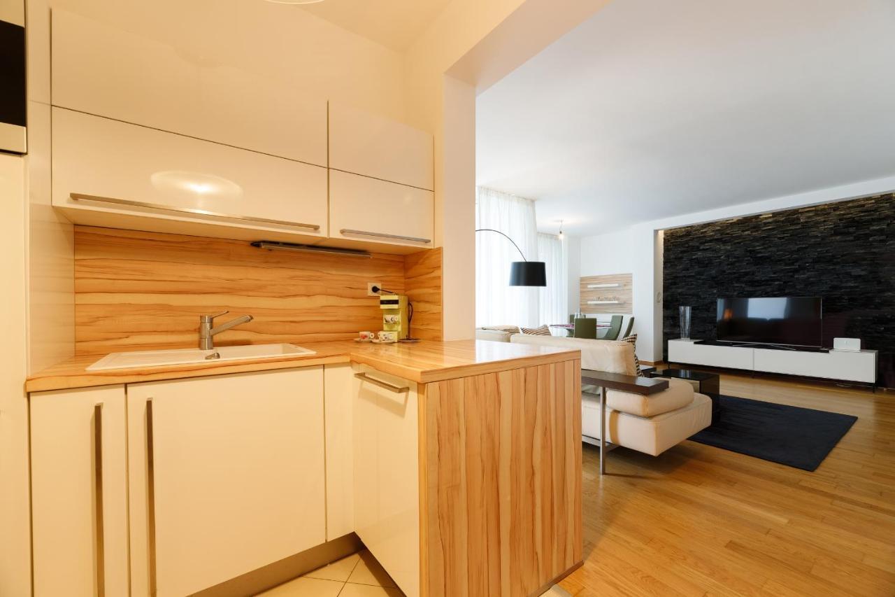 Luxury Apartment Sara Zara Esterno foto